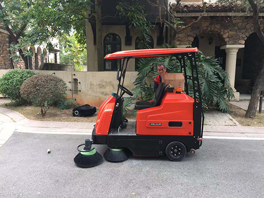 工業(yè)掃地車品牌排行